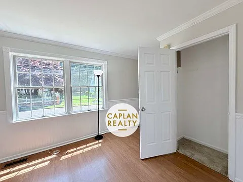 22 Chamberlain St #A — Photo 7