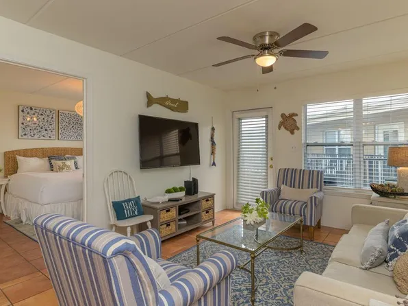 115 E Coronado Dr #301, South Padre Island, TX 78597