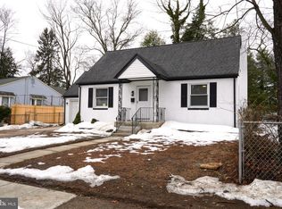 401 S Browning Ave, Somerdale, NJ 08083