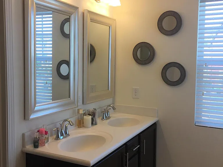 637 Briarcliff St — Photo 13