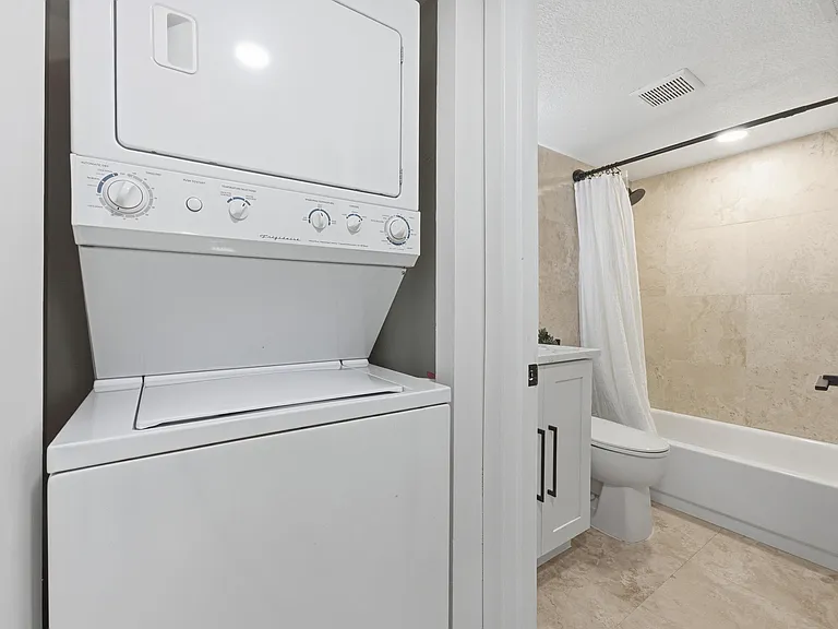 1155 Lake Shore Dr #202 — Photo 30