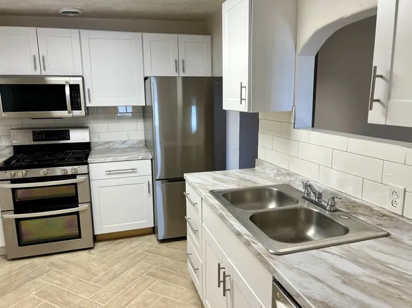 411 Cromwell Ave SW, Albuquerque, NM 87102