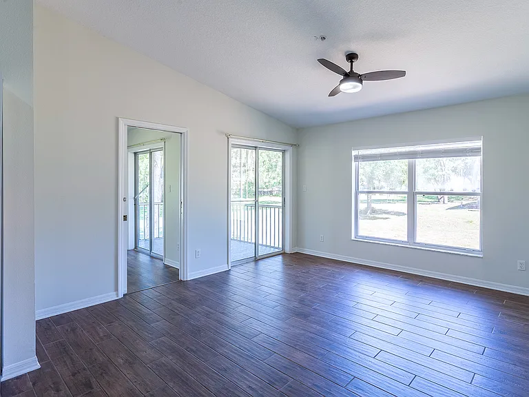 Value Cir — Photo 15