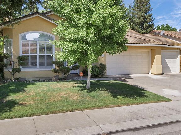 4th image of 10143 River Falls Cir