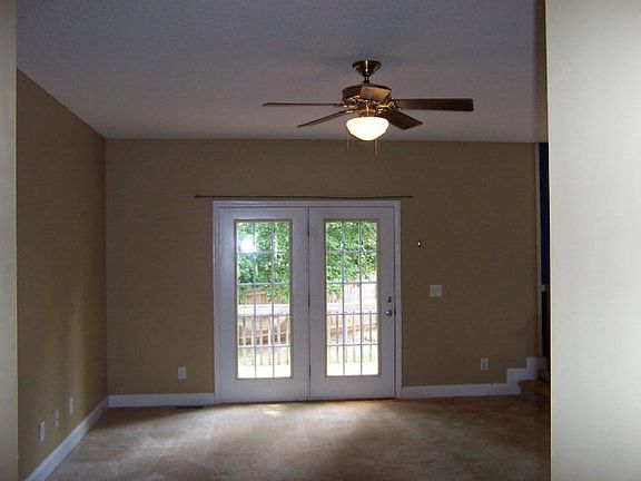 4th image of 106 Brett Ct