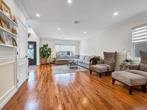 629 Marcy Avenue image 26 of 37