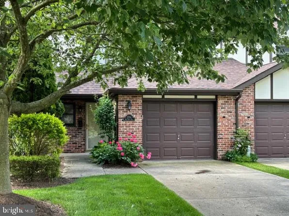 2334 Big Rock Rd, Allison Park, PA 15101