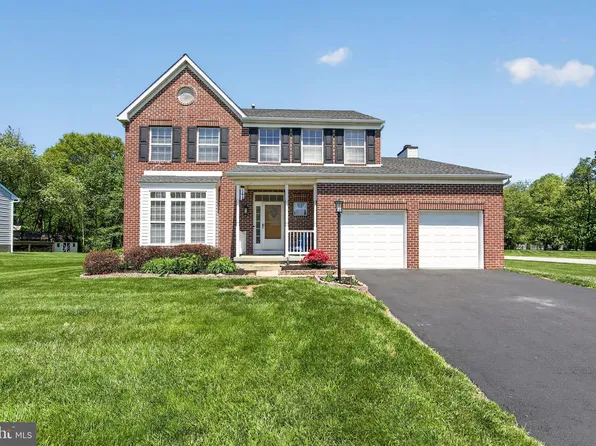 222 Hope Ct W, Bear, DE 19701