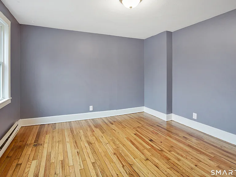 31 Tyler Ave #2 — Photo 17