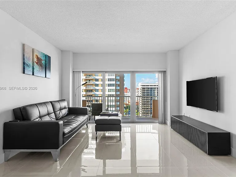 1965 S Ocean Dr #11E — Photo 5