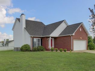 3706 Gracelawn Dr, Clarksville, TN 37040