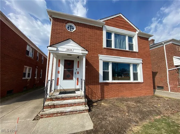 2448 Warrensville Center Rd, University Heights, OH 44118