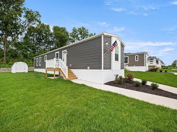 333 Ashwood Ct, Honey Brook, PA 19344