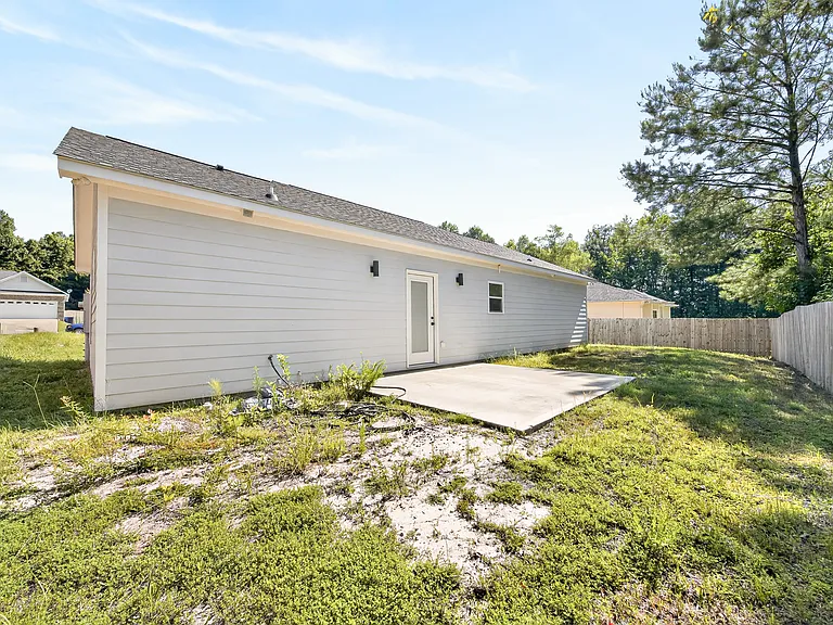 213 Rie Ct — Photo 3