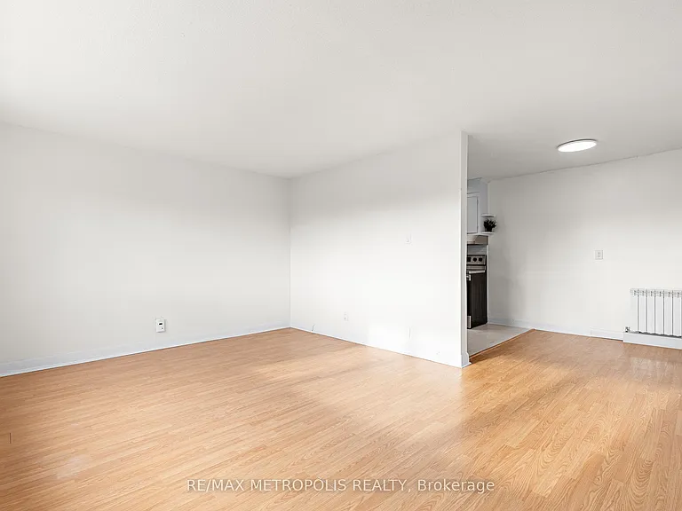 1030 Davenport Rd #2 — Photo 4