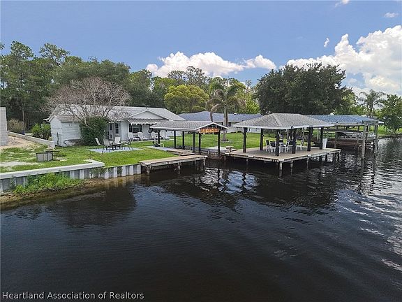 2nd image of 1022 Peachtree Dr