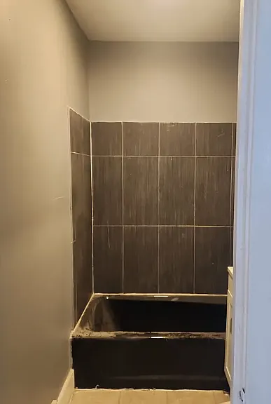 4130 N Green Bay Ave #2 — Photo 3