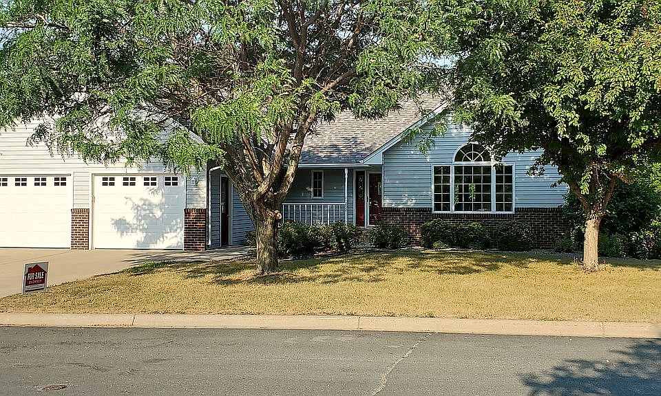 1st image of 202 Sellards Dr