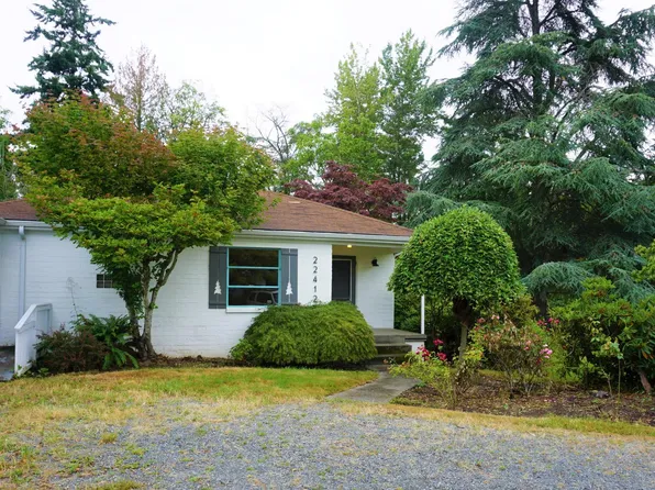 22412 Brier Rd, Lynnwood, WA 98036