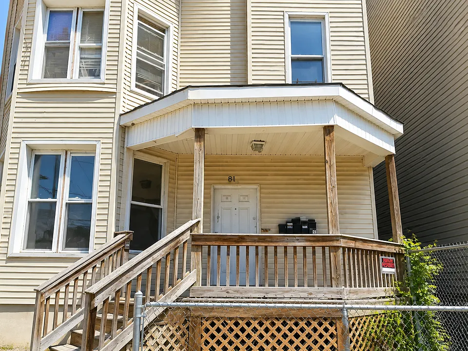 81 Auburn St #1BA