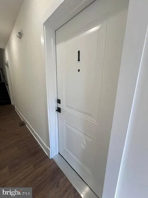 1 bed, 1.0 bath, 13000 sqft, $1,795 — Photo 2