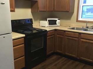 211 Paul Bunyan Dr NW #B, Bemidji, MN 56601