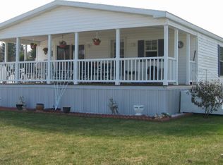 3 Adams St, Epsom, NH 03234