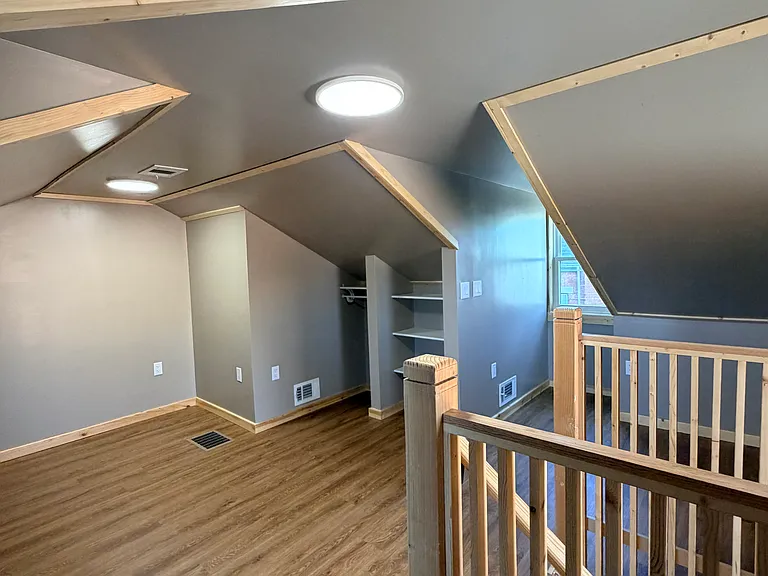 1321 Columbus Ave — Photo 30