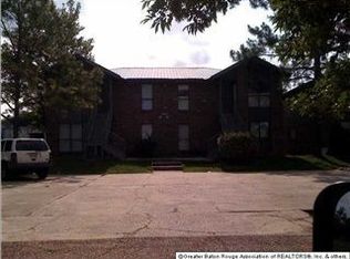 1744 Cedar Lake Dr, Baton Rouge, LA 70808