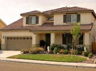 15556 Keokuk Way, Victorville, CA 92395