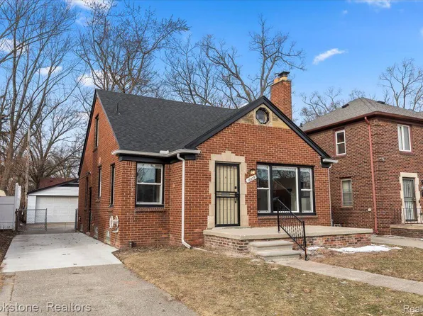 18229 Lesure St, Detroit, MI 48235