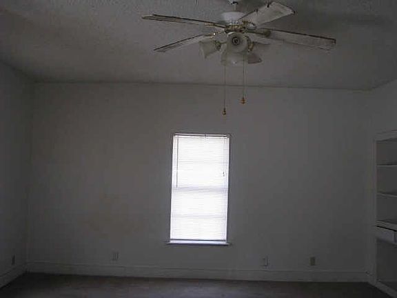 3rd image of 536 N Denton St