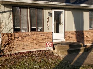4683 Stauffer Ave SE, Kentwood, MI 49508
