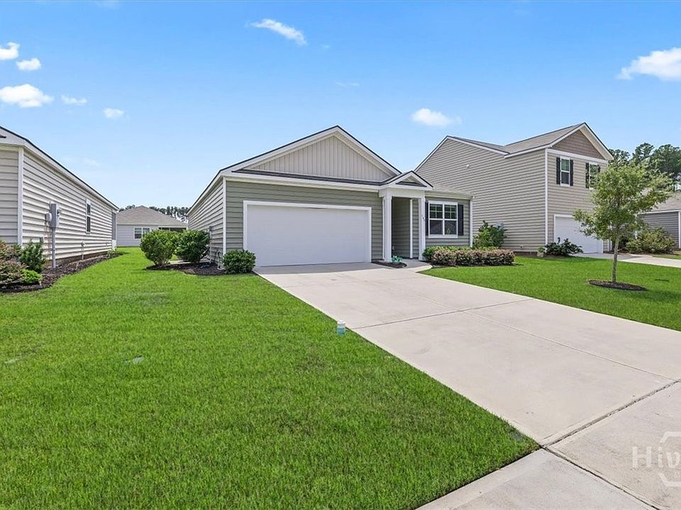 1st image of 104 Coopers Rise