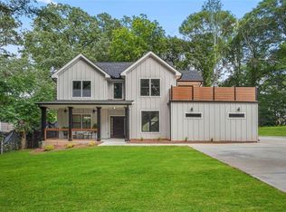 1452 SW Lockwood Dr SW, Atlanta, GA