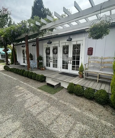 4112 Stanley Blvd — Photo 11