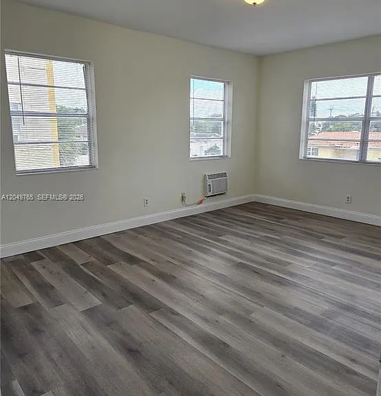 9041 Harding Ave #3 — Photo 9