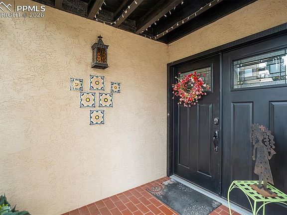 3rd image of 1098 Fontmore Rd APT B