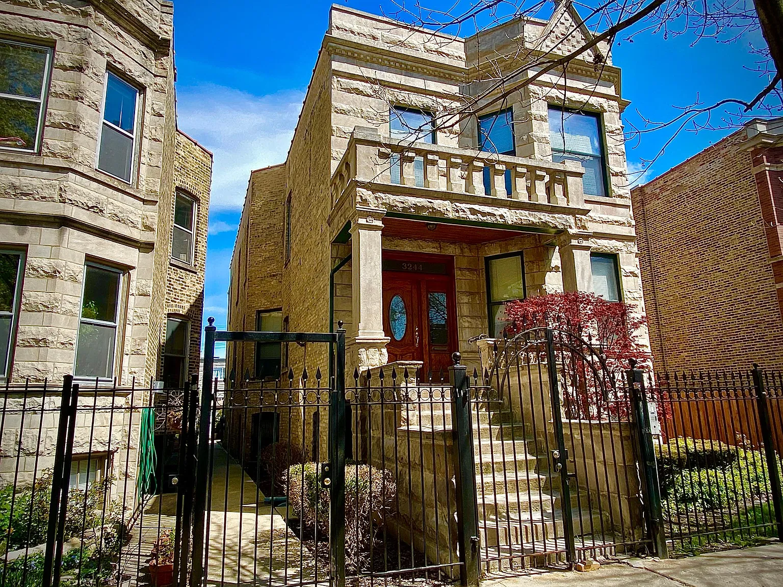 2 bed, $2,700 — Photo 2