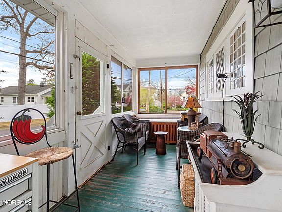 5th image of 38 Highland Avenue