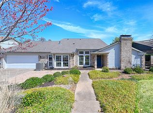 2603 Country Pl, Carrollton, TX 75006