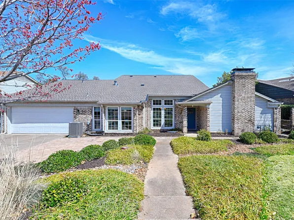 2603 Country Pl, Carrollton, TX 75006