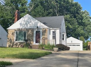 6437 Fernhurst Ave, Parma Heights, OH 44130