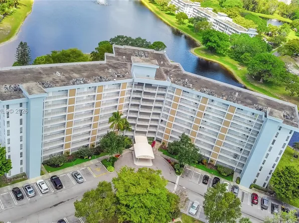 3010 N Course Dr APT 104, Pompano Beach, FL 33069