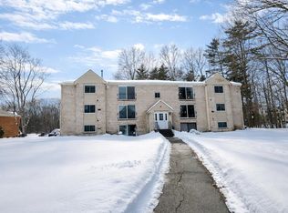 Oaklands Condo, Exeter, NH 03833