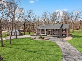 19916 S Pickering Rd, Belton, MO 64012