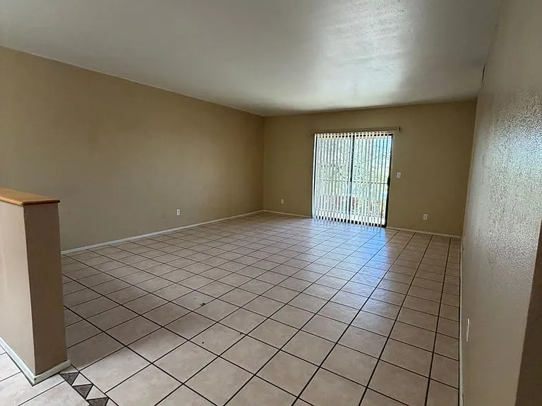Greenlee1205 — Photo 3