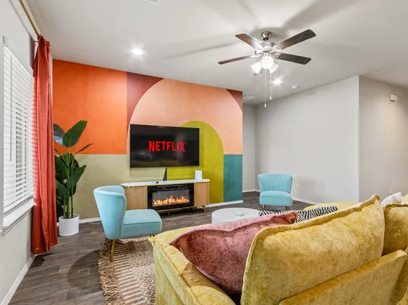 2431 Sutton Hollow Ct, Spring, TX 77373