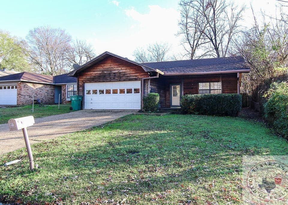 1st image of 2209 Shady Ln