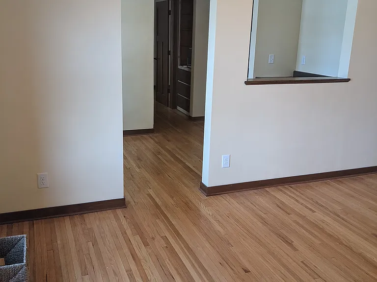 2733 Girard Ave S #303 — Photo 16